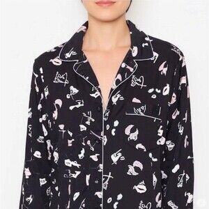 AOL) Victoria Secret Logo Pj Top XS  Button Pajama‎ Size XS Black Cotton Nice